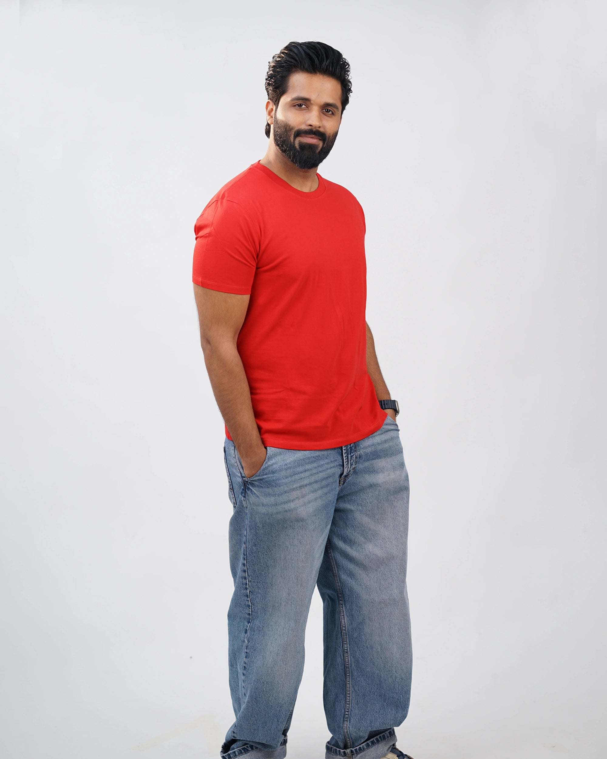 Red Round Neck Tees for Men